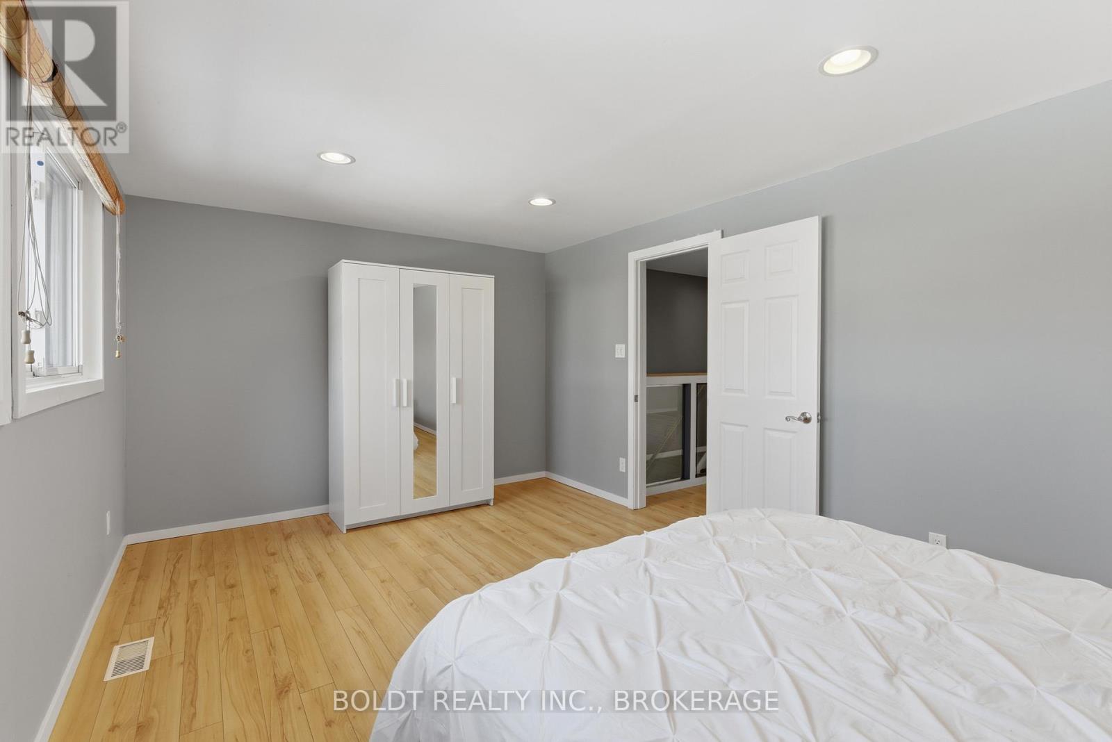 2 - 151 Linwell Road, St. Catharines, Ontario  L2N 6P3 - Photo 22 - X12791246