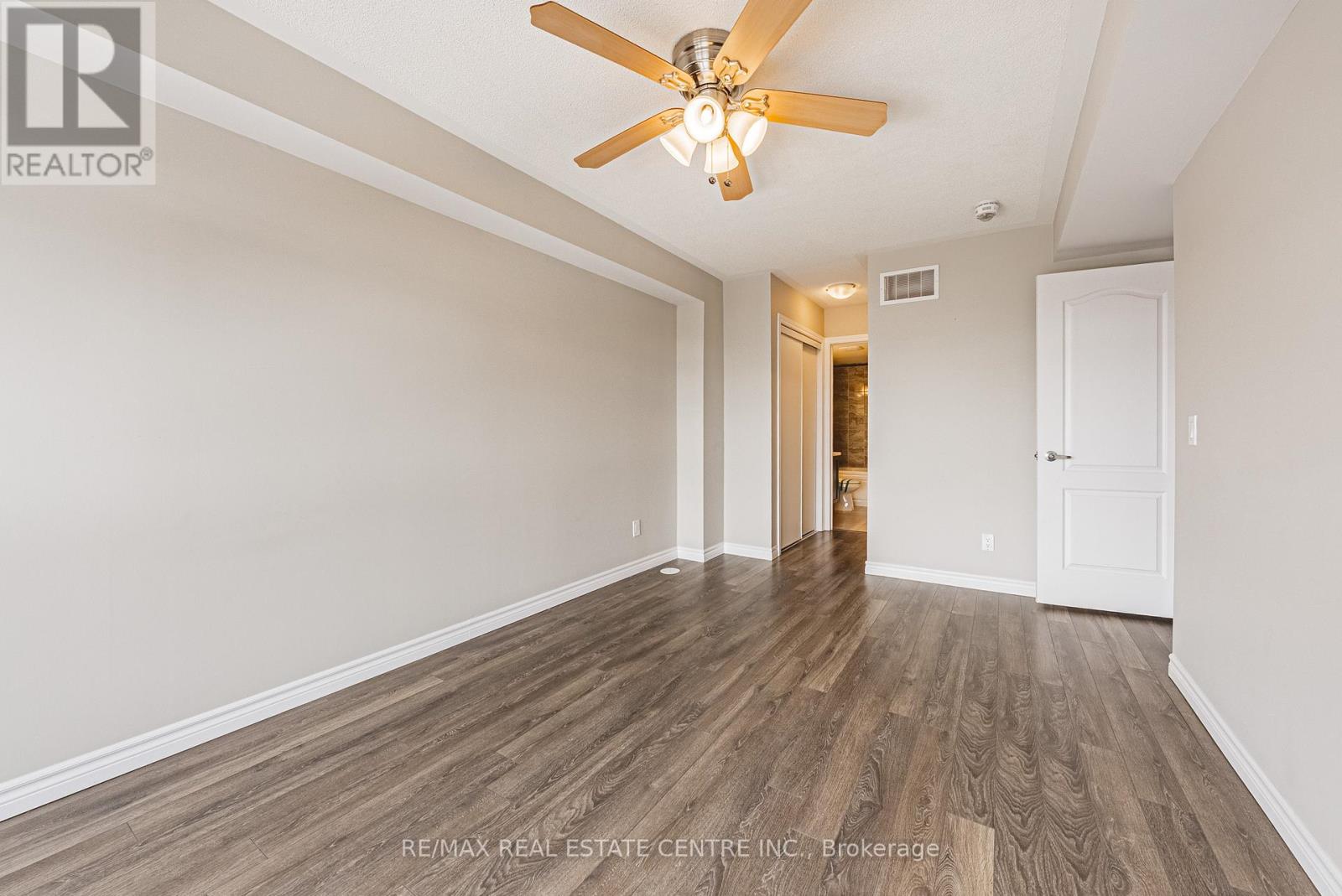 422 Athabasca Common S, Oakville, Ontario  L6H 0R5 - Photo 19 - W12789856