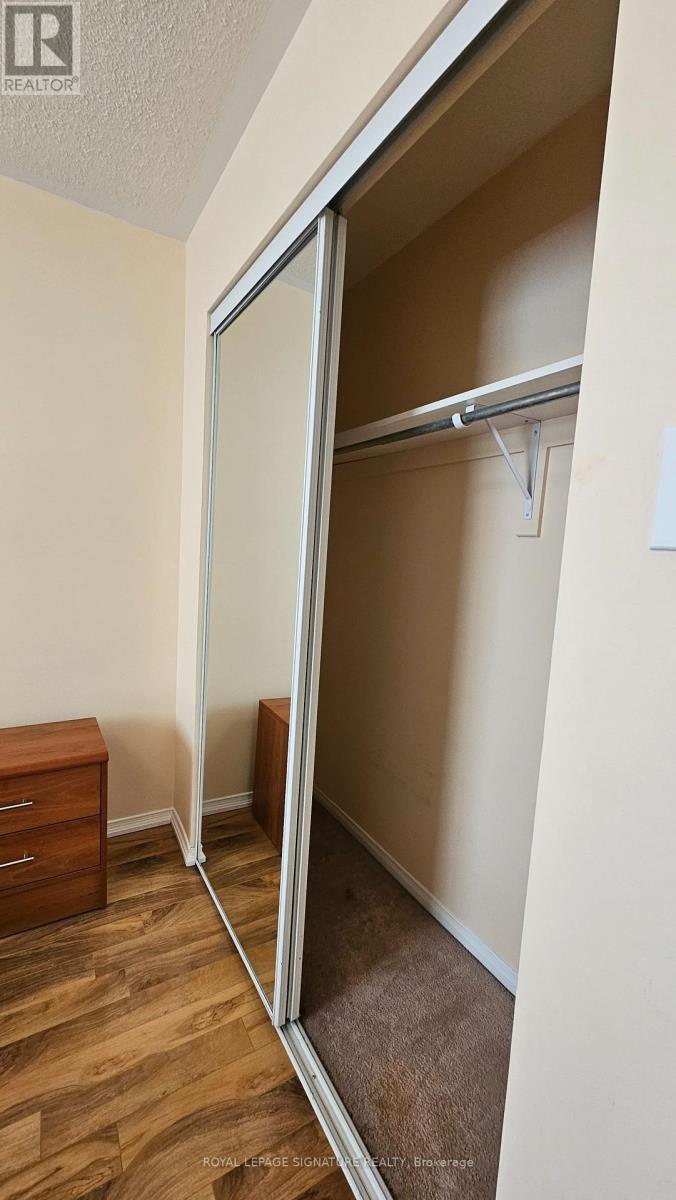 92 - 5223 Fairford Crescent, Mississauga (East Credit), Ontario  L5V 2M6 - Photo 10 - W12790042