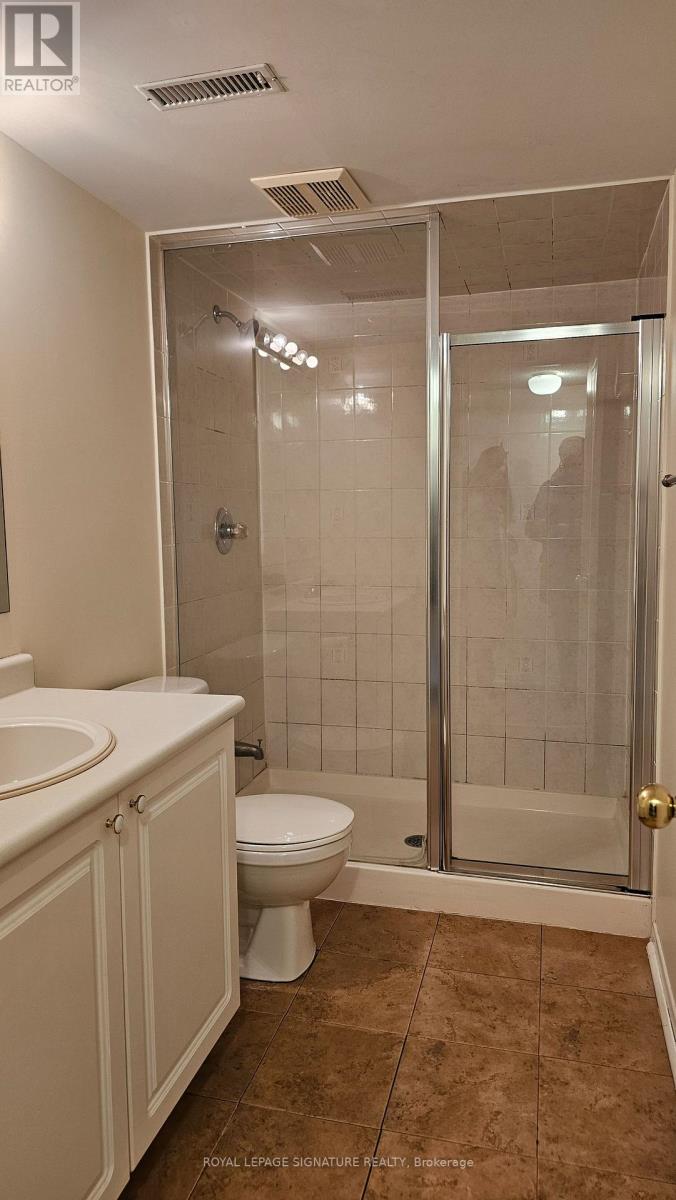 92 - 5223 Fairford Crescent, Mississauga (East Credit), Ontario  L5V 2M6 - Photo 16 - W12790042