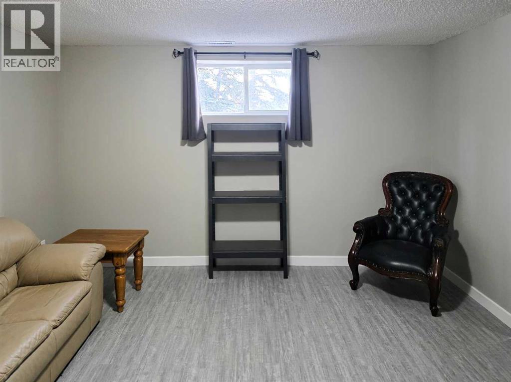 9 Hidden Valley Crescent Nw, Calgary, Alberta  T3A 4Z3 - Photo 33 - A2282421