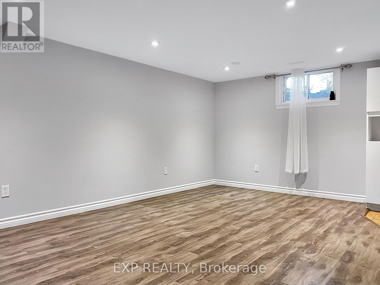 Lower - 66 Walter Avenue, Newmarket, Ontario  L3Y 2T3 - Photo 3 - N12791226