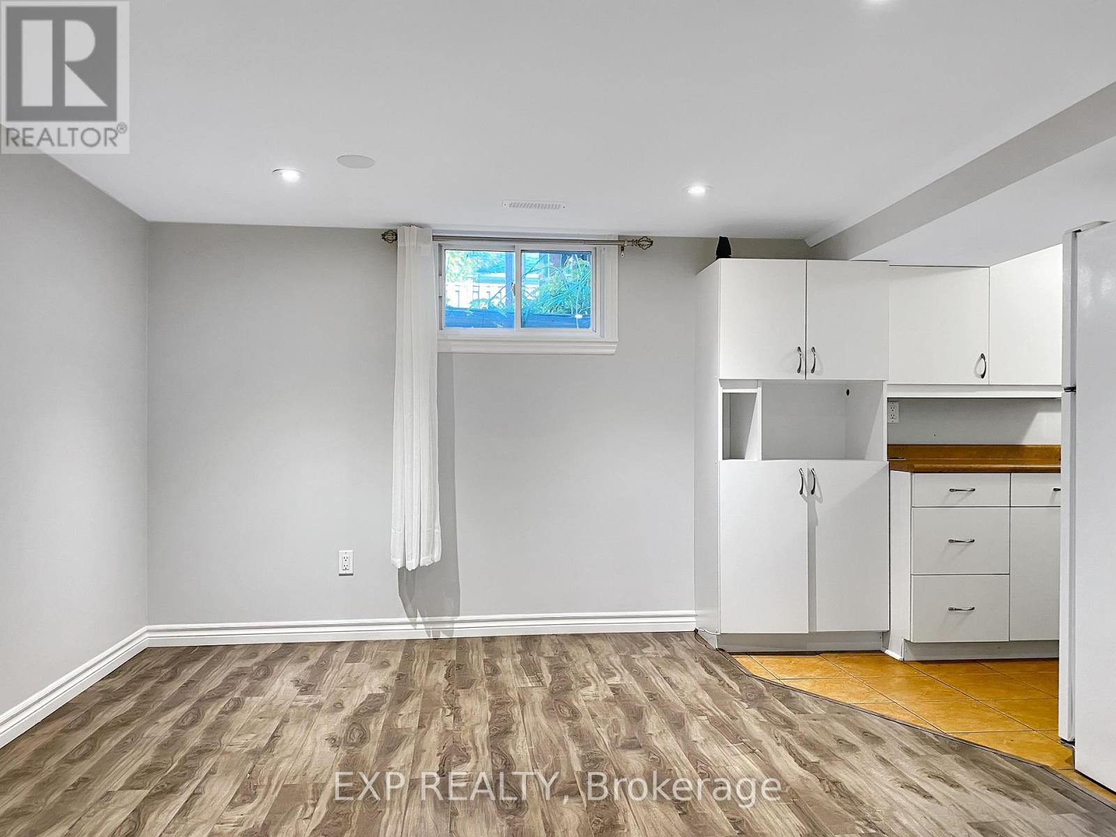 Lower - 66 Walter Avenue, Newmarket, Ontario  L3Y 2T3 - Photo 5 - N12791226