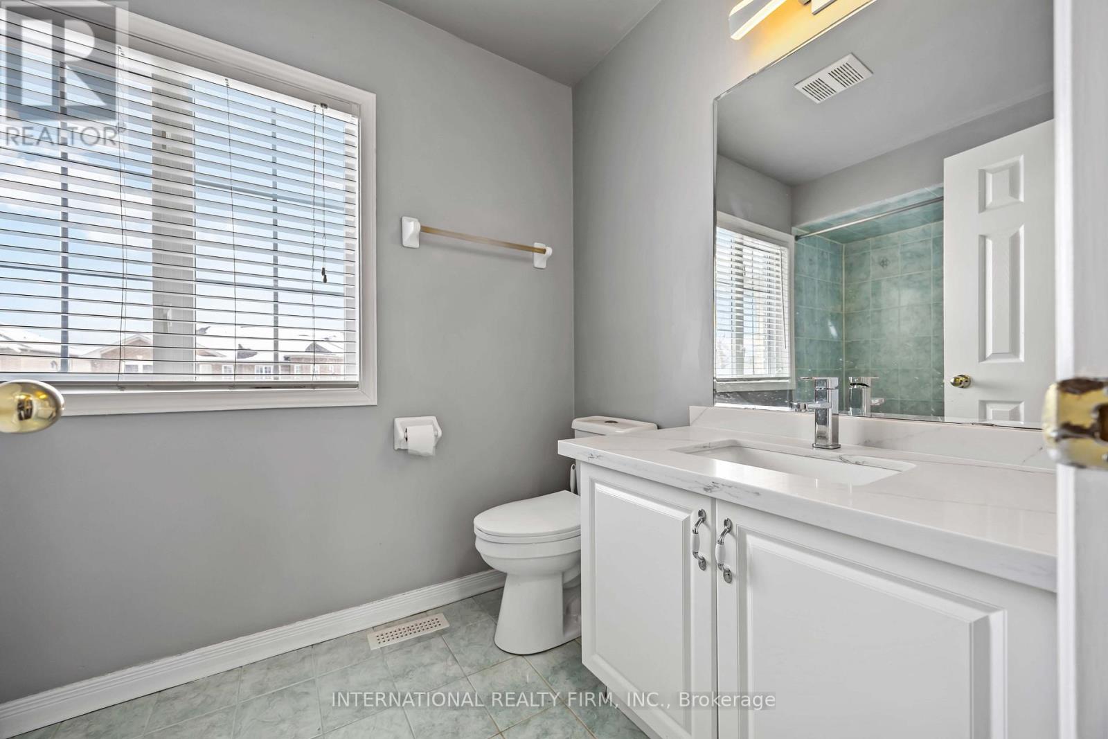 340 Flagstone Way, Newmarket, Ontario  L3X 2R8 - Photo 24 - N12791230