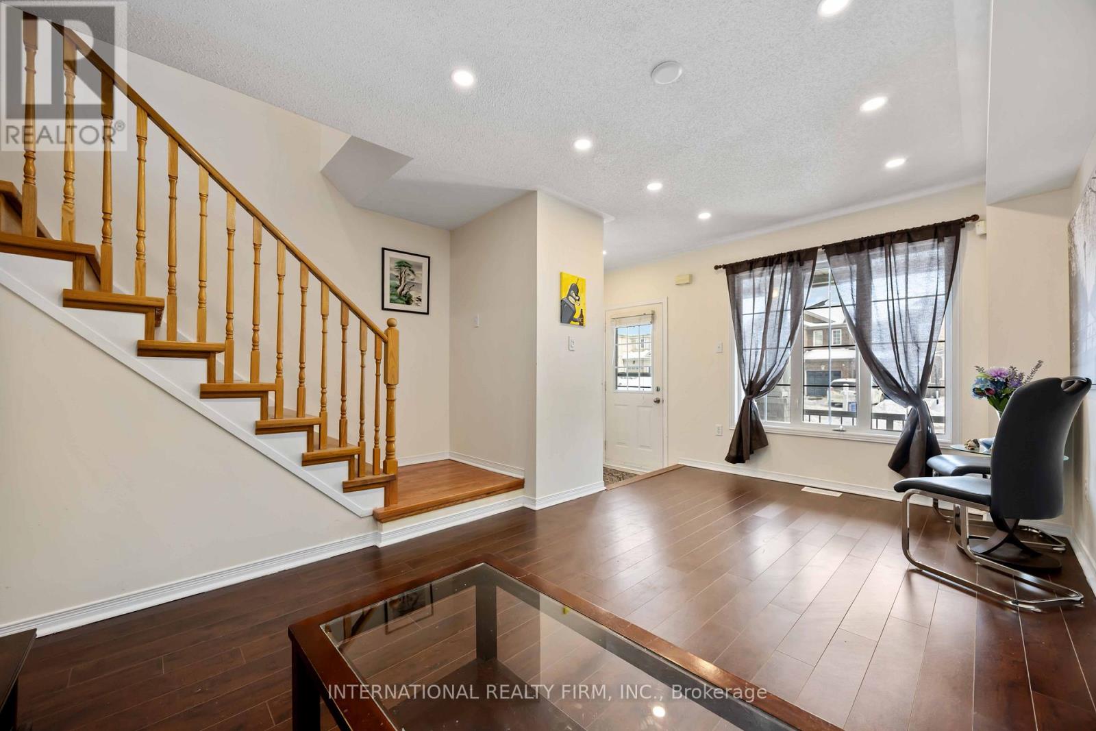 340 Flagstone Way, Newmarket, Ontario  L3X 2R8 - Photo 7 - N12791230