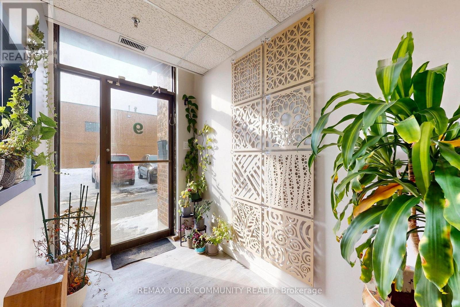 9 - 83 Citation Drive, Vaughan, Ontario  L4K 2Z6 - Photo 6 - N12791258