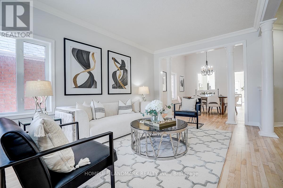 87 Castlemore Avenue, Markham, Ontario  L6C 2P7 - Photo 11 - N12791260