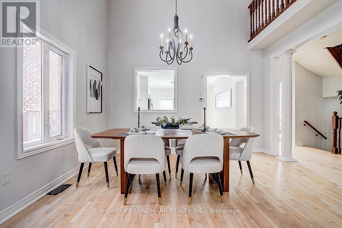 87 Castlemore Avenue, Markham, Ontario  L6C 2P7 - Photo 13 - N12791260