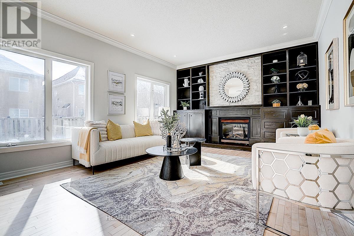 87 Castlemore Avenue, Markham, Ontario  L6C 2P7 - Photo 21 - N12791260