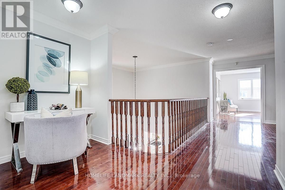 87 Castlemore Avenue, Markham, Ontario  L6C 2P7 - Photo 32 - N12791260