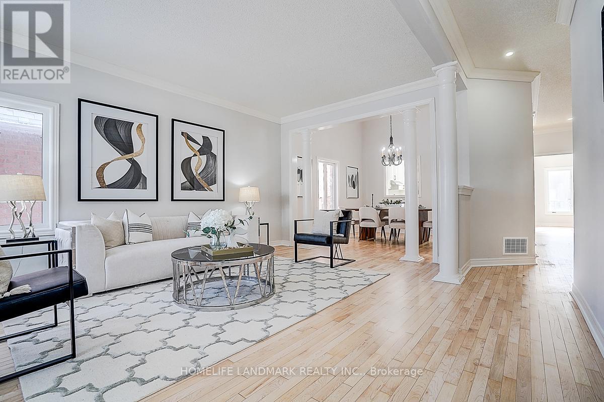 87 Castlemore Avenue, Markham, Ontario  L6C 2P7 - Photo 7 - N12791260