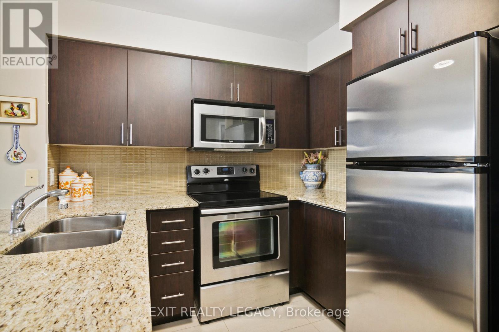 206 - 20 North Park Road, Vaughan, Ontario  L4J 0G7 - Photo 11 - N12791262