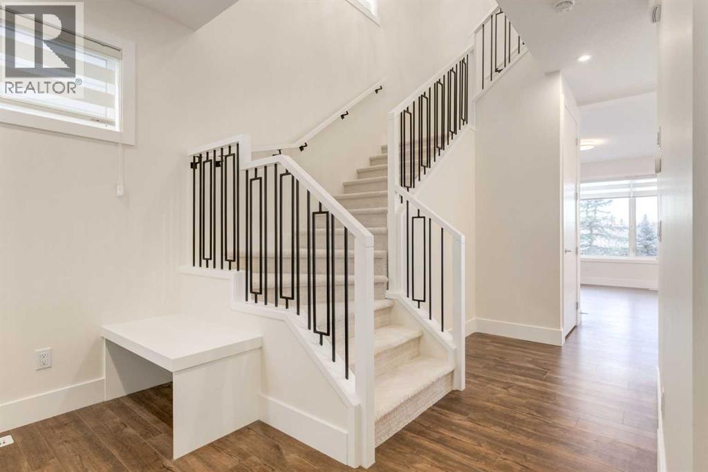 60 Aspen Woods Park Sw, Calgary, Alberta  T3H 6H8 - Photo 2 - A2277029