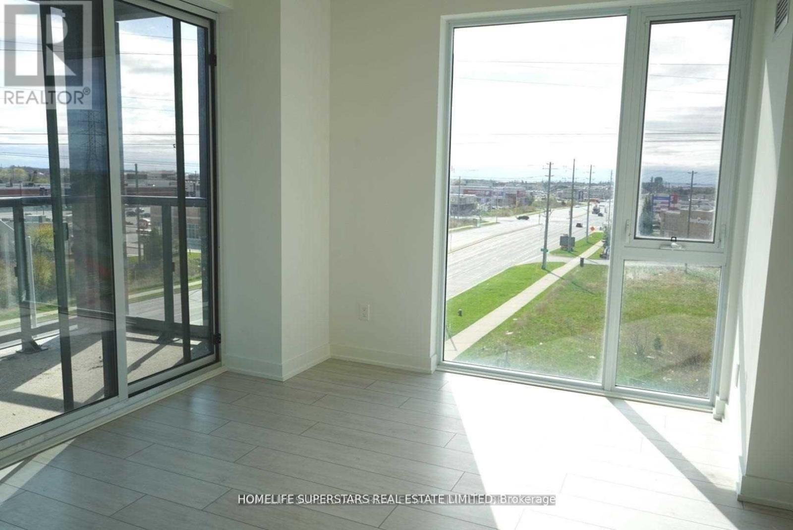 B513 - 3200 Dakota Common Road, Burlington, Ontario  L7M 0H4 - Photo 3 - W12791200