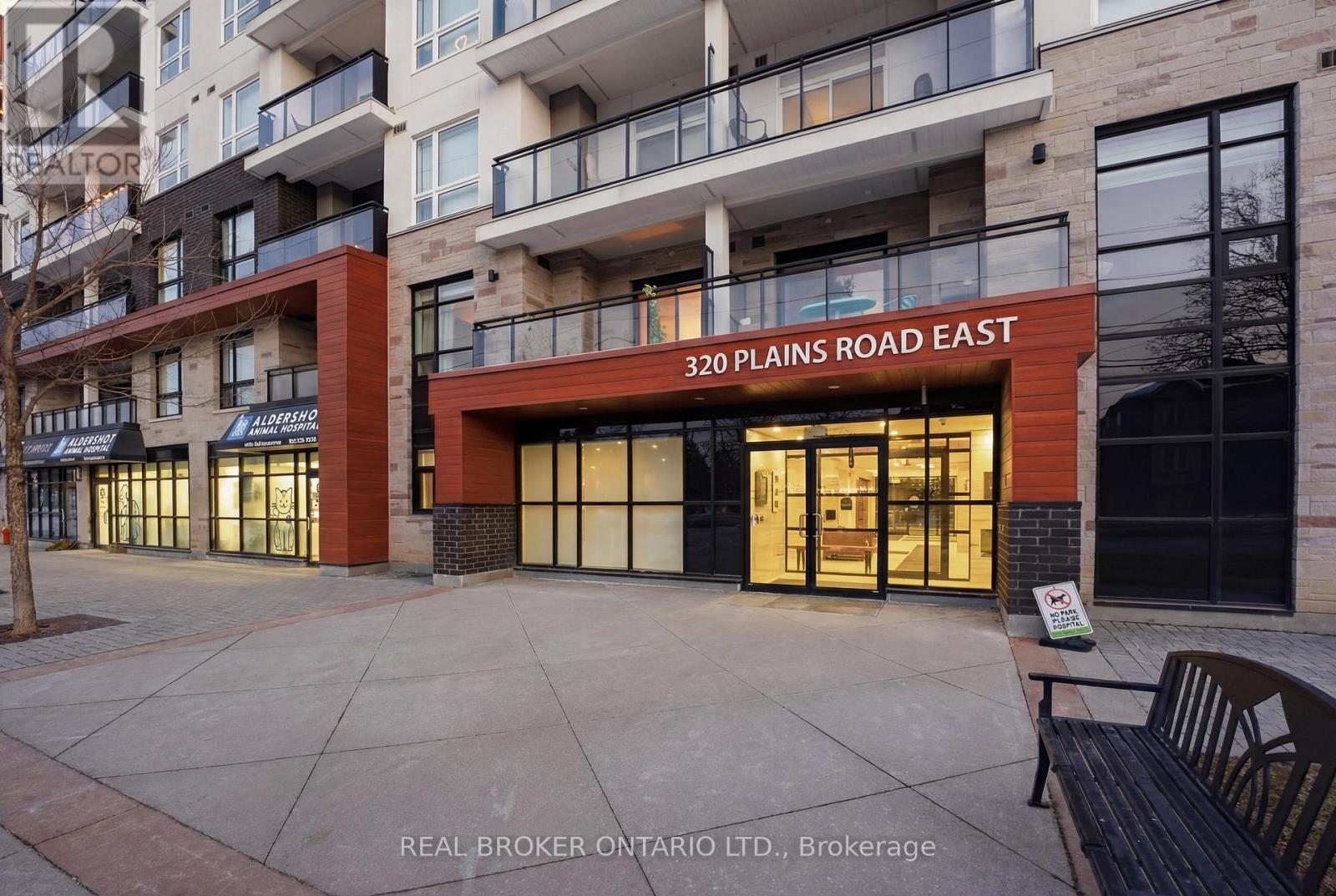 513 - 320 Plains Road E, Burlington, Ontario  L7T 0C1 - Photo 2 - W12791212