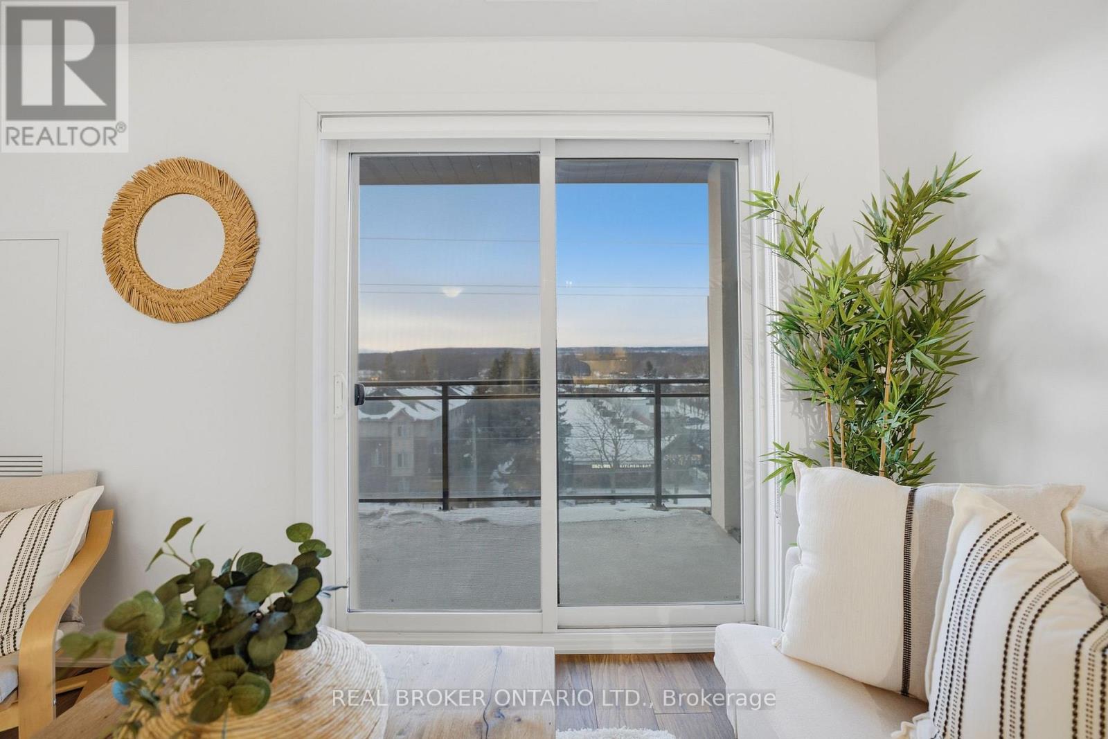 513 - 320 Plains Road E, Burlington, Ontario  L7T 0C1 - Photo 29 - W12791212