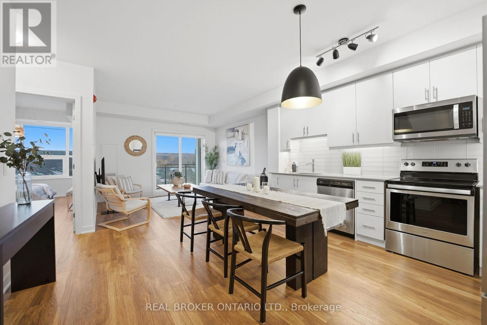 513 - 320 Plains Road E, Burlington, Ontario  L7T 0C1 - Photo 8 - W12791212