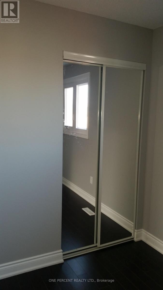 52 Timberlane Drive, Brampton, Ontario  L6Y 4B6 - Photo 16 - W12791218