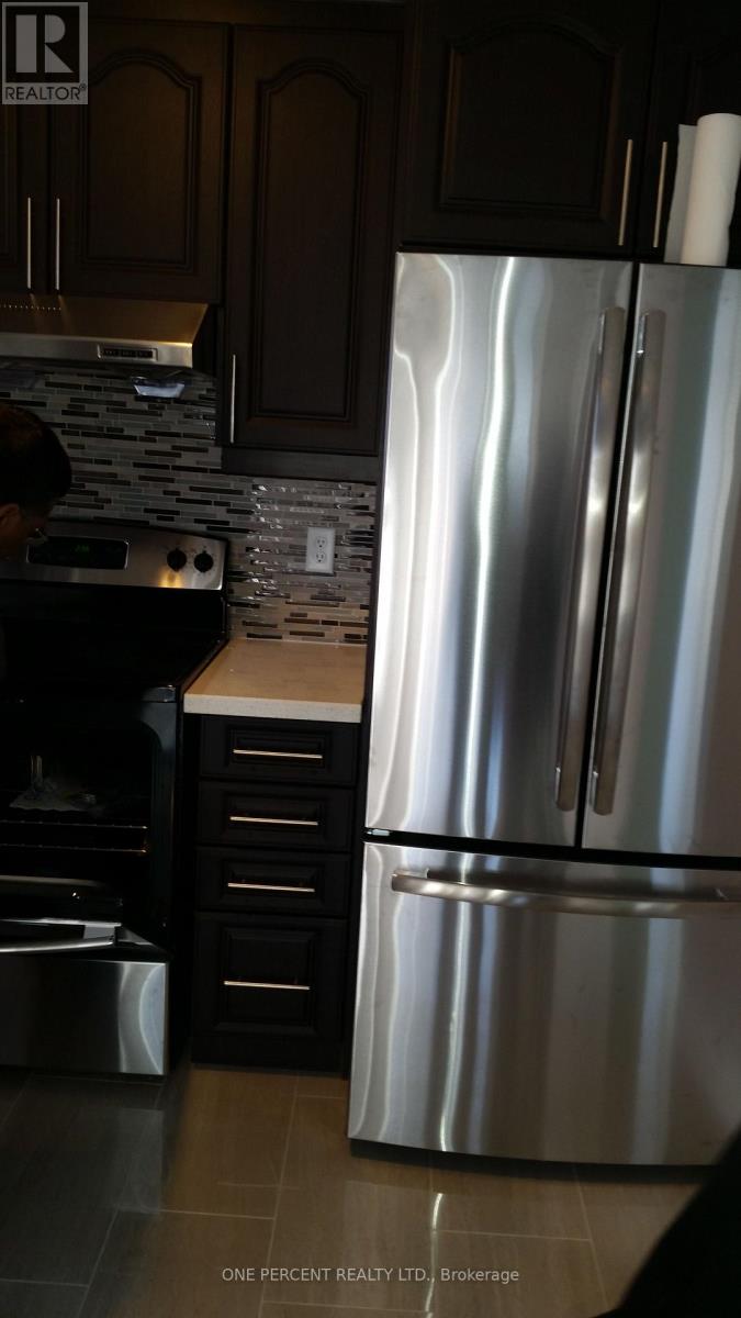 52 Timberlane Drive, Brampton, Ontario  L6Y 4B6 - Photo 21 - W12791218