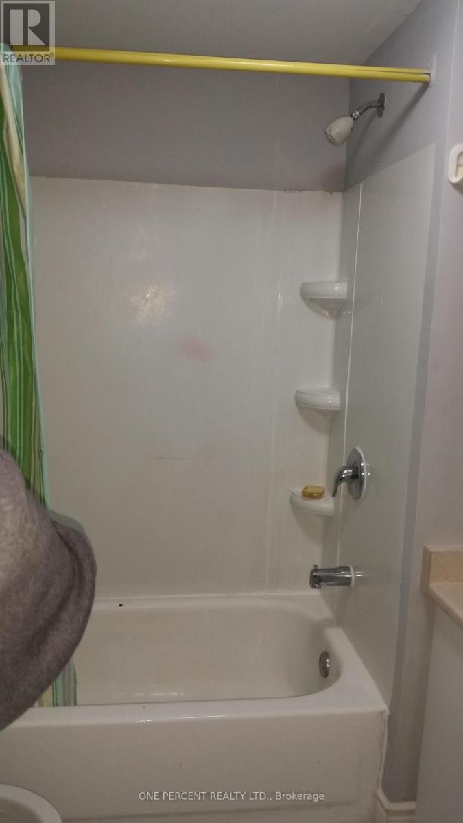 52 Timberlane Drive, Brampton, Ontario  L6Y 4B6 - Photo 29 - W12791218