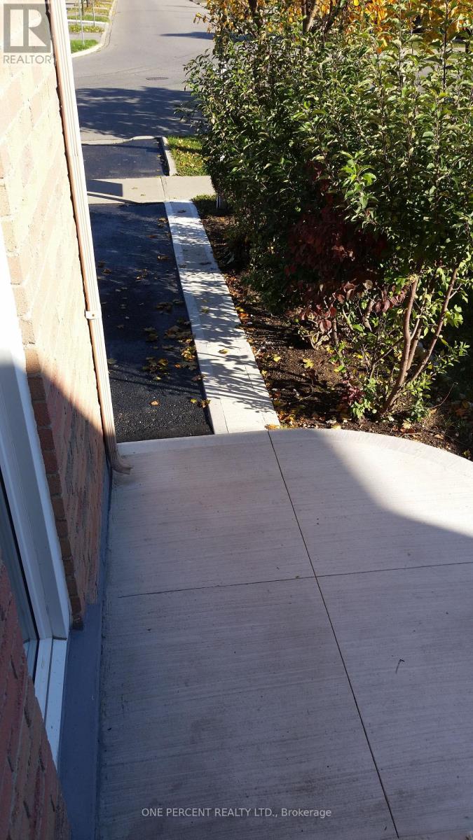 52 Timberlane Drive, Brampton, Ontario  L6Y 4B6 - Photo 36 - W12791218