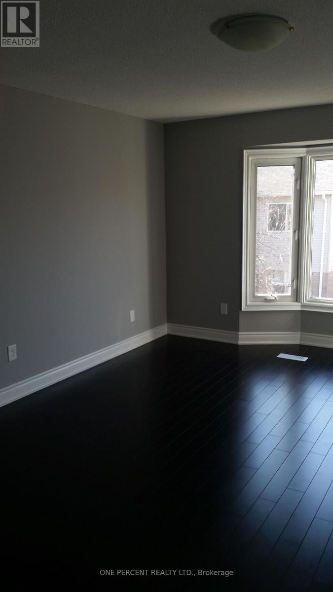 52 Timberlane Drive, Brampton, Ontario  L6Y 4B6 - Photo 7 - W12791218