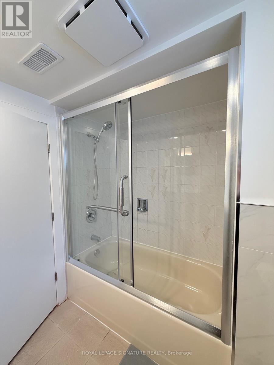 Basement - 20 Goswell Road, Toronto, Ontario  M9B 1W6 - Photo 21 - W12791236