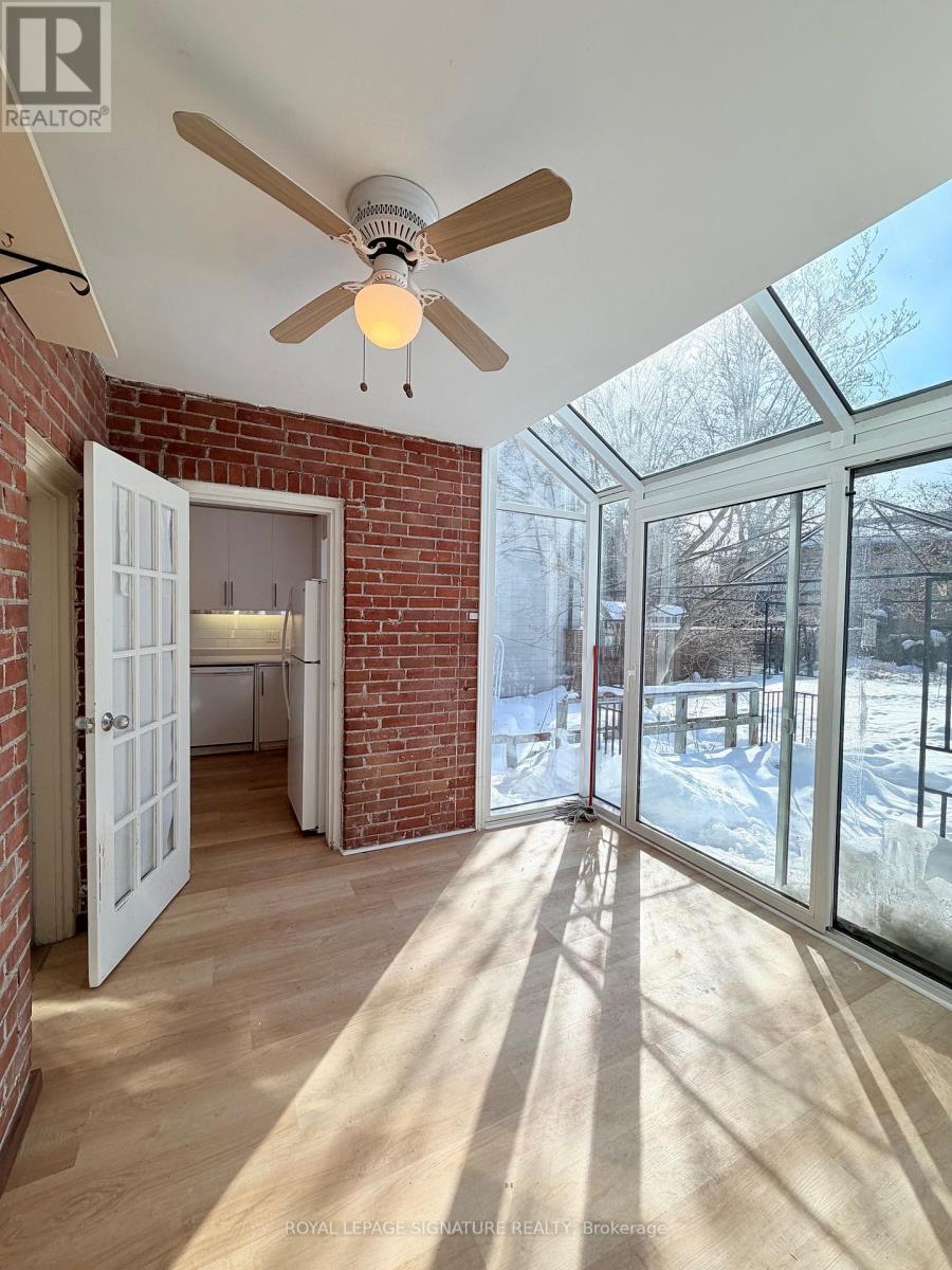 8 Bridgeview Road, Toronto, Ontario  M6S 4N1 - Photo 13 - W12791240