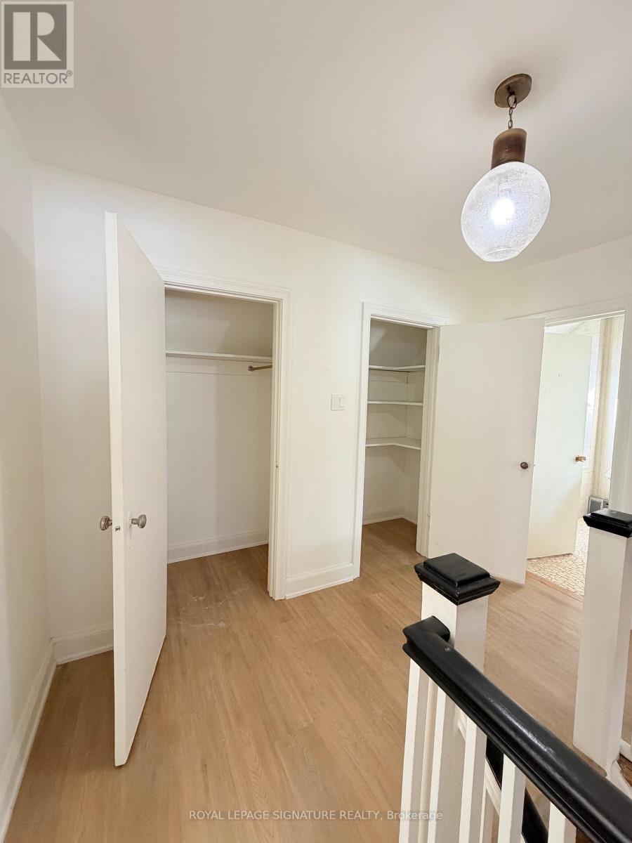 8 Bridgeview Road, Toronto, Ontario  M6S 4N1 - Photo 27 - W12791240