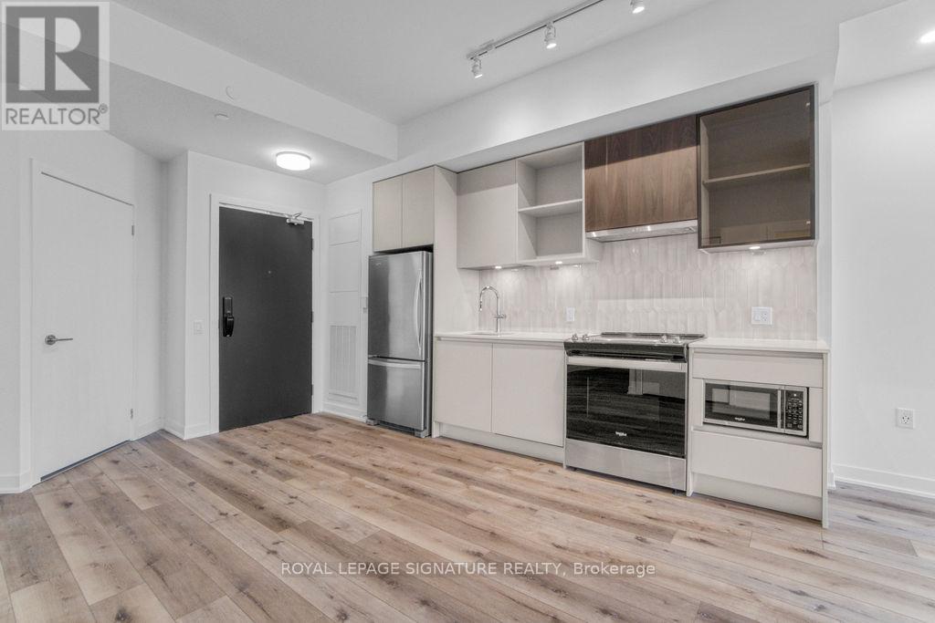 715 - 395 Dundas Street W, Oakville, Ontario  L6M 5R8 - Photo 16 - W12791250