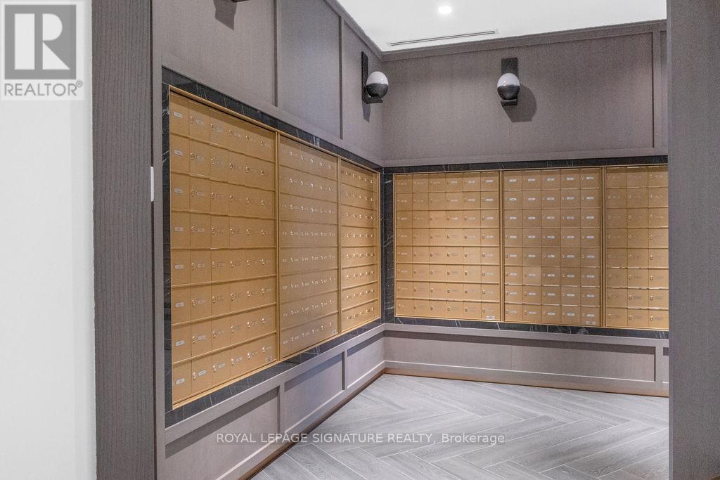 715 - 395 Dundas Street W, Oakville, Ontario  L6M 5R8 - Photo 8 - W12791250