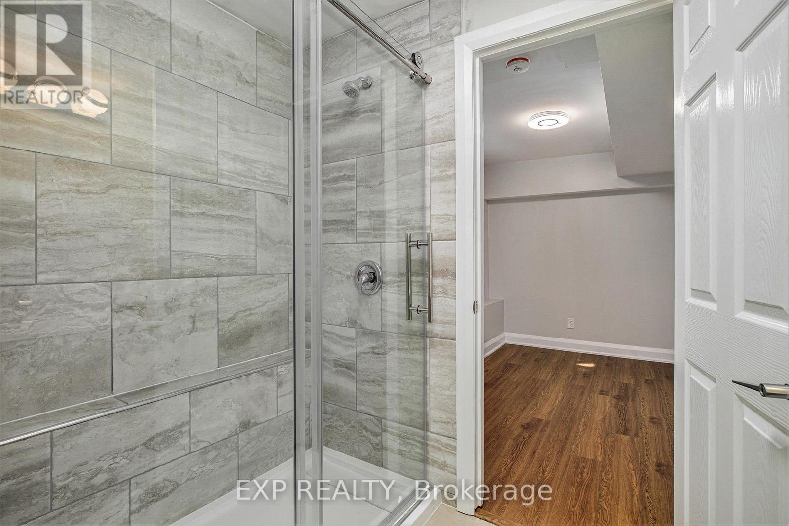 #1 - 838 St. Laurent Boulevard, Ottawa, Ontario  K1K 3A9 - Photo 12 - X12791266