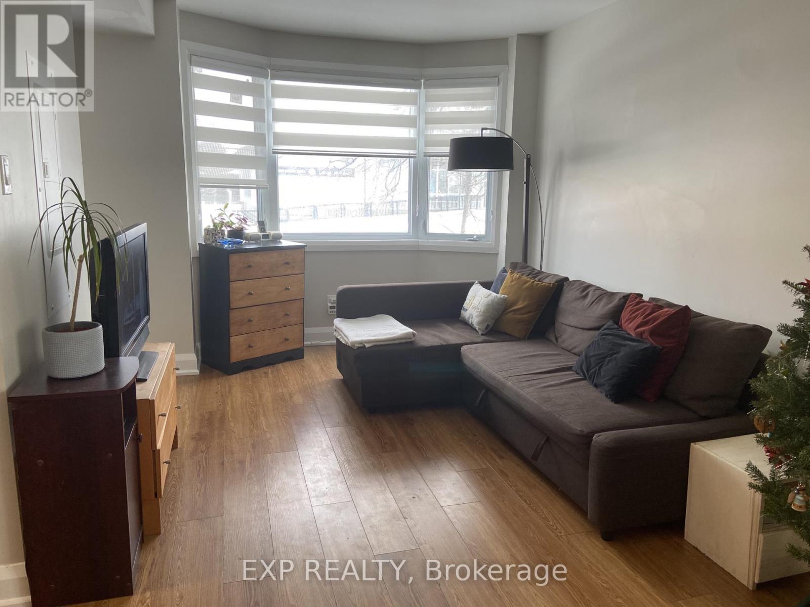 #2 - 838 St. Laurent Boulevard, Ottawa, Ontario  K1K 3A9 - Photo 3 - X12791268