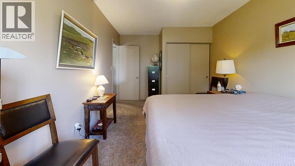 5039 4 Street W, Claresholm, Alberta  T0L 0T0 - Photo 21 - A2285700