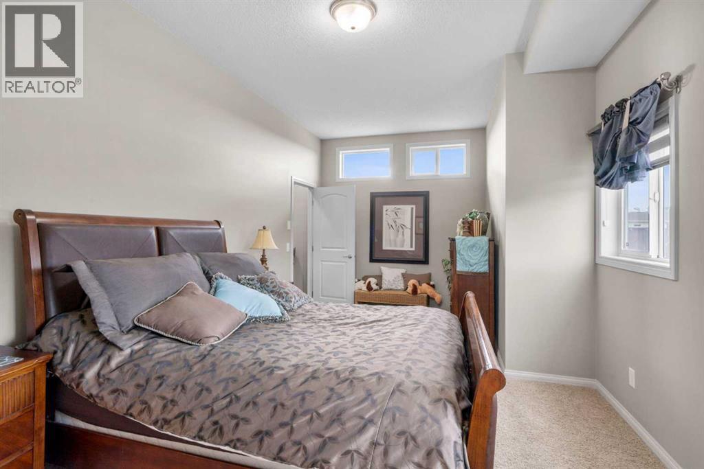 223 Sunset Square, Cochrane, Alberta  T4C 0H3 - Photo 34 - A2285084