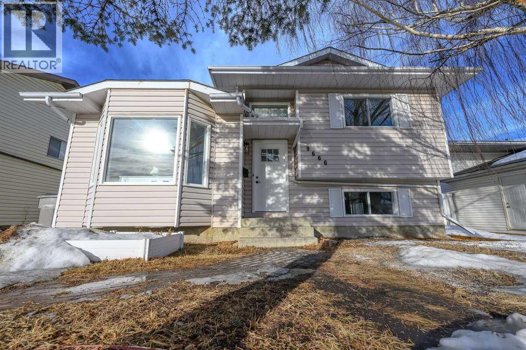 9666 65 Avenue, Grande Prairie, Alberta  T8W 2B5 - Photo 2 - A2286164