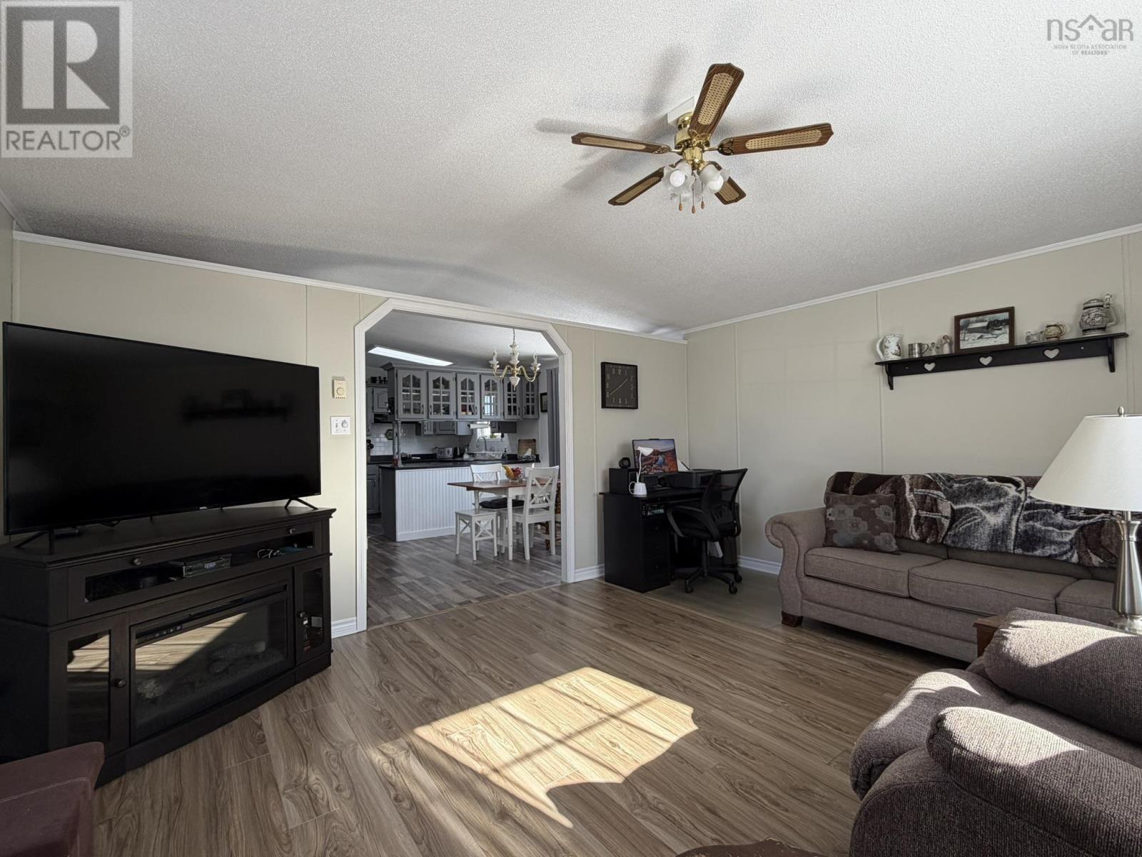 18 Seventh Street, Lucasville, Nova Scotia  B4B 1R4 - Photo 9 - 202602779