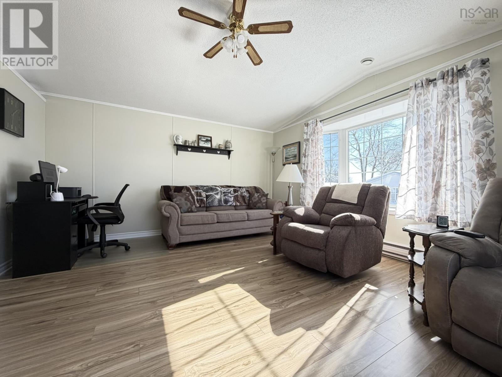 18 Seventh Street, Lucasville, Nova Scotia  B4B 1R4 - Photo 6 - 202602779