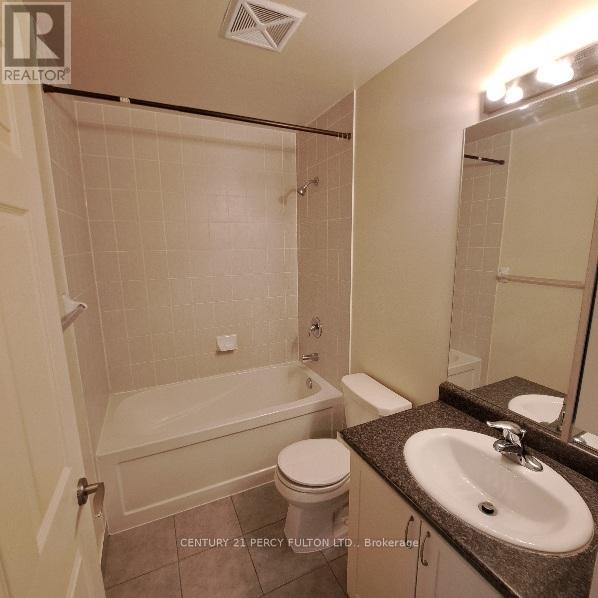 2309 - 339 Rathburn Road W, Mississauga, Ontario  L5B 0K6 - Photo 10 - W12791286