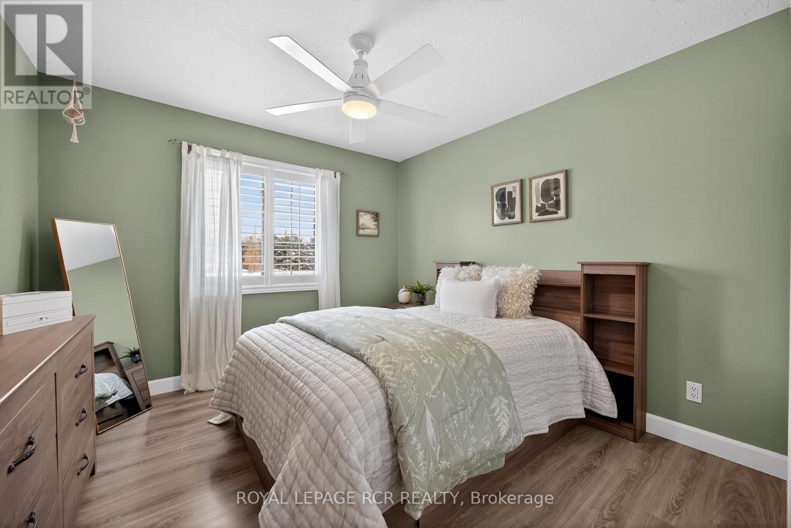 17 Deaken Drive, East Luther Grand Valley, Ontario  L0N 1G0 - Photo 16 - X12791282