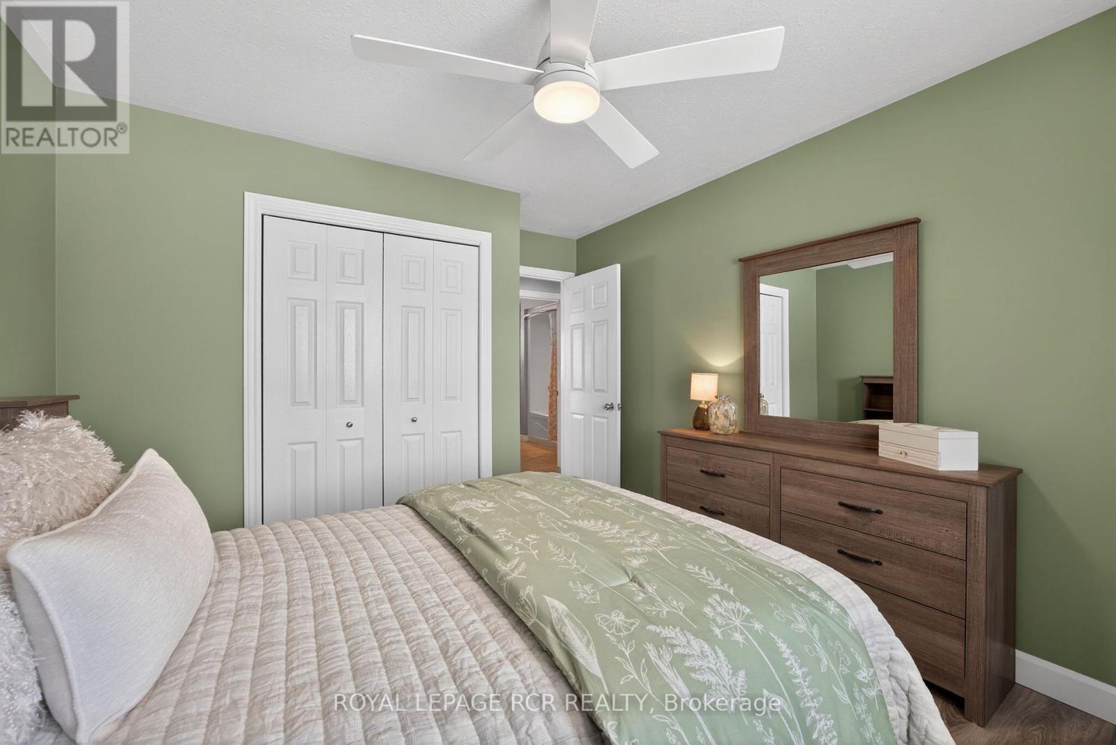 17 Deaken Drive, East Luther Grand Valley, Ontario  L0N 1G0 - Photo 17 - X12791282