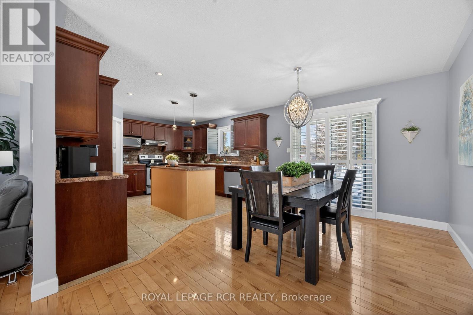 17 Deaken Drive, East Luther Grand Valley, Ontario  L0N 1G0 - Photo 9 - X12791282