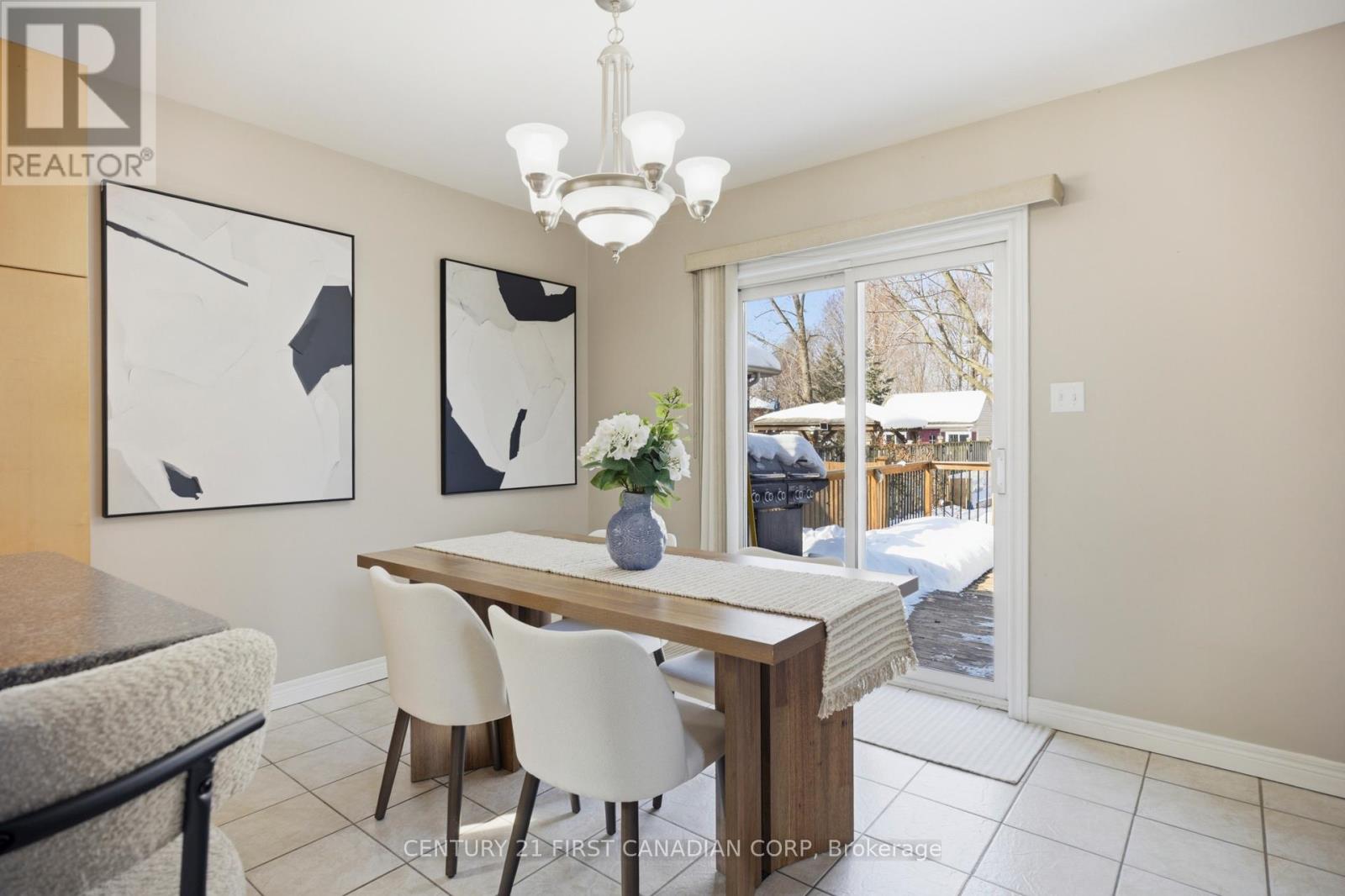 736 Thornwood Drive, London North, Ontario  N6H 5J6 - Photo 16 - X12791324