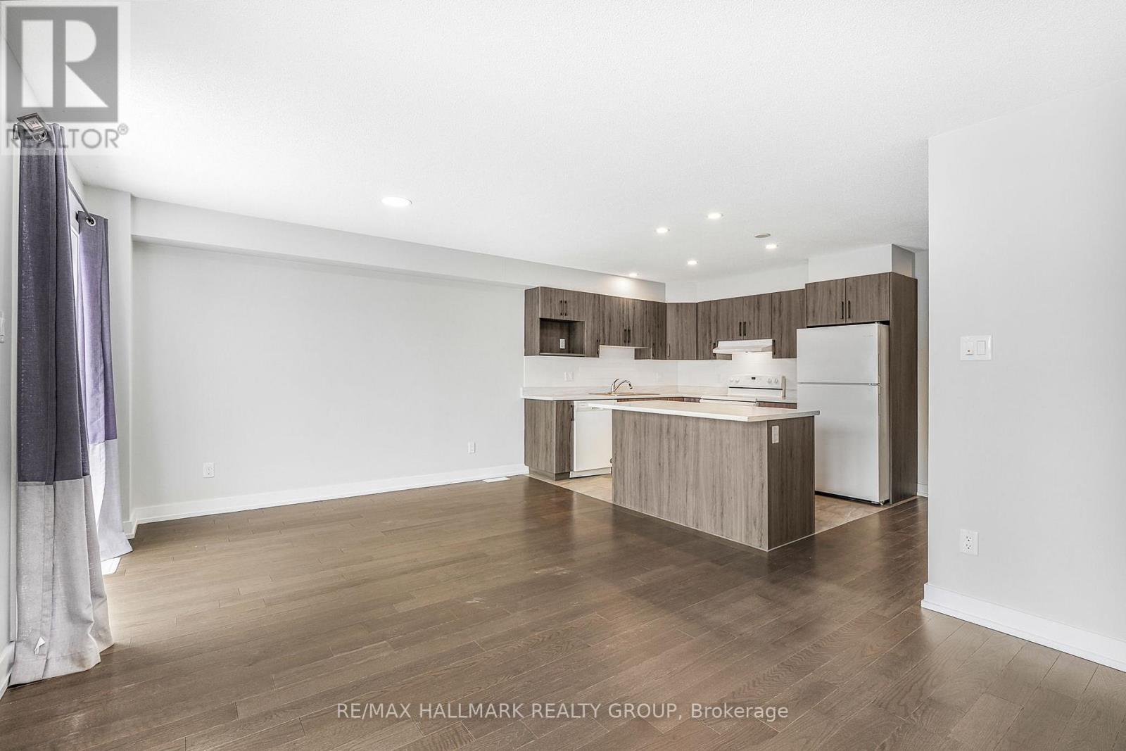 877 Platinum Street, Clarence-Rockland, Ontario  K4K 0H9 - Photo 14 - X12791292