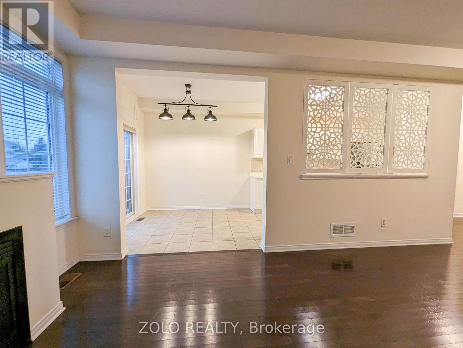 113 Lochnaw Private, Ottawa, Ontario  K2J 0Z5 - Photo 6 - X12791298