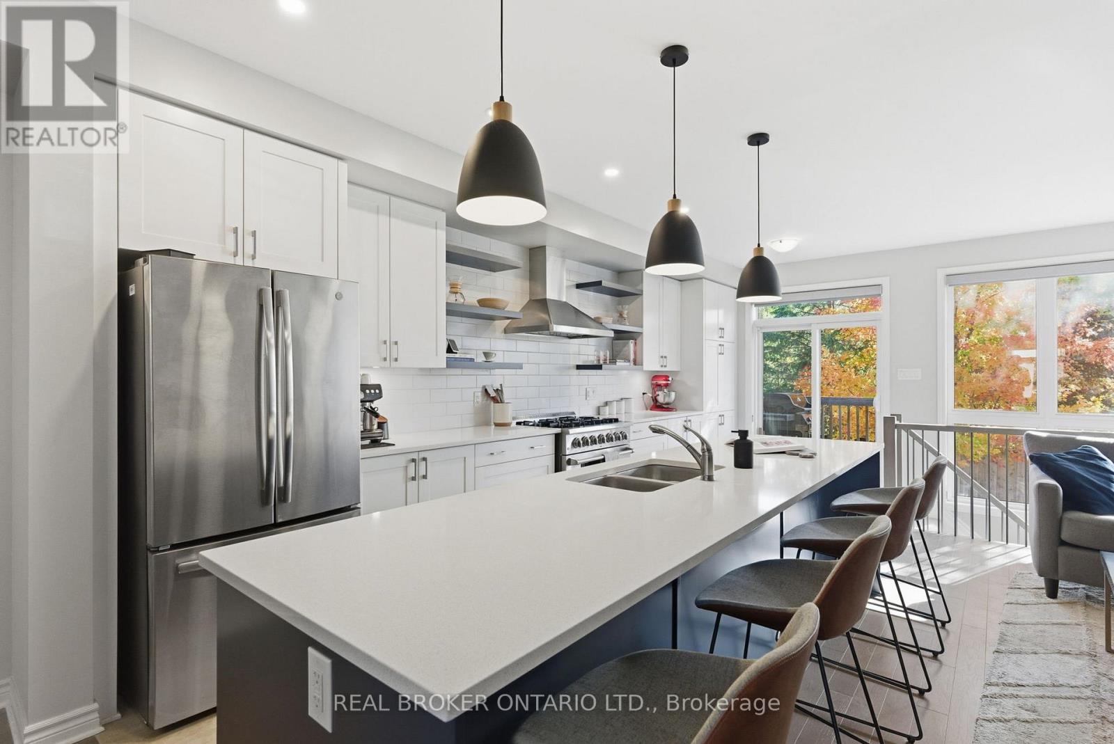 532 Fawn Valley Private, Ottawa, Ontario  K1T 0W5 - Photo 10 - X12791330