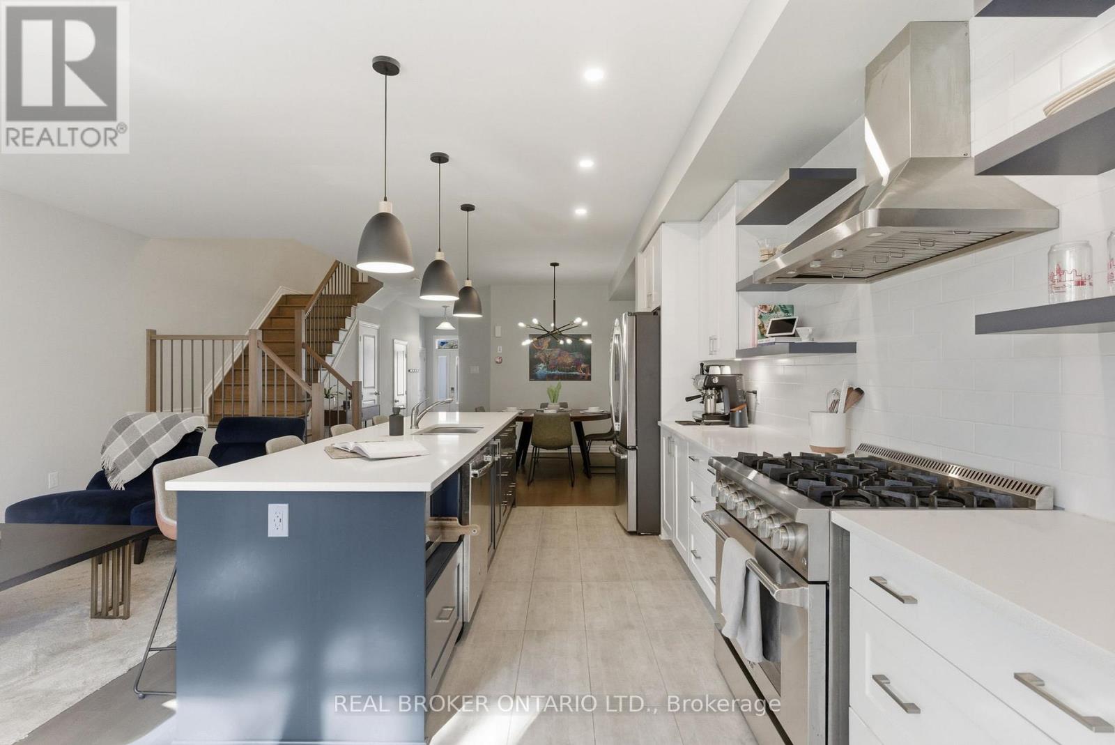 532 Fawn Valley Private, Ottawa, Ontario  K1T 0W5 - Photo 12 - X12791330