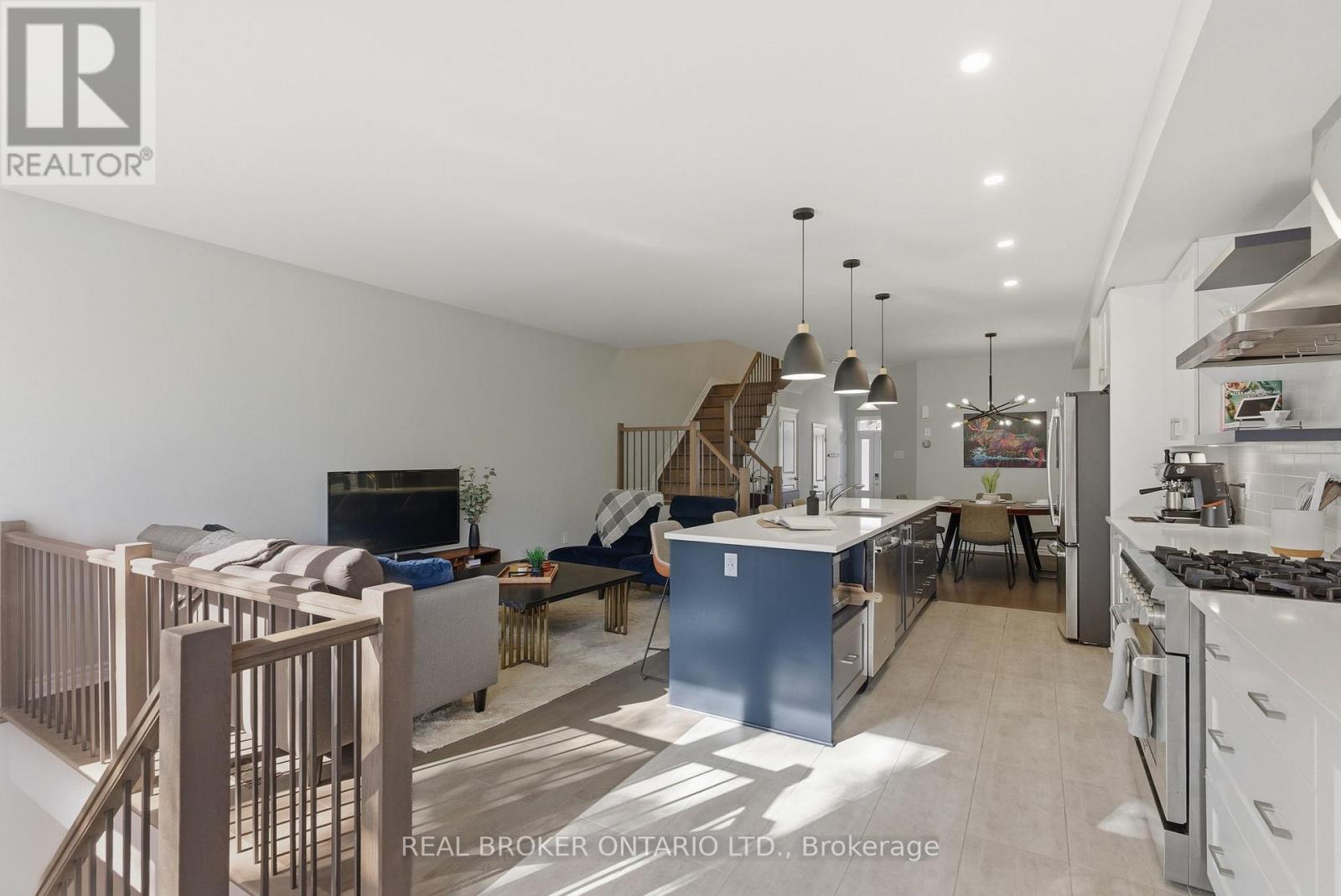 532 Fawn Valley Private, Ottawa, Ontario  K1T 0W5 - Photo 18 - X12791330