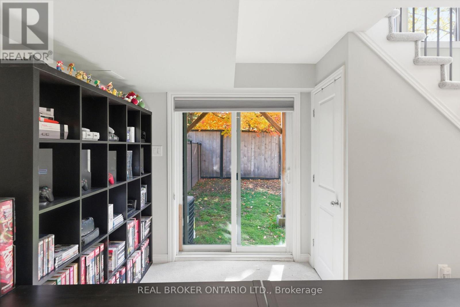 532 Fawn Valley Private, Ottawa, Ontario  K1T 0W5 - Photo 34 - X12791330