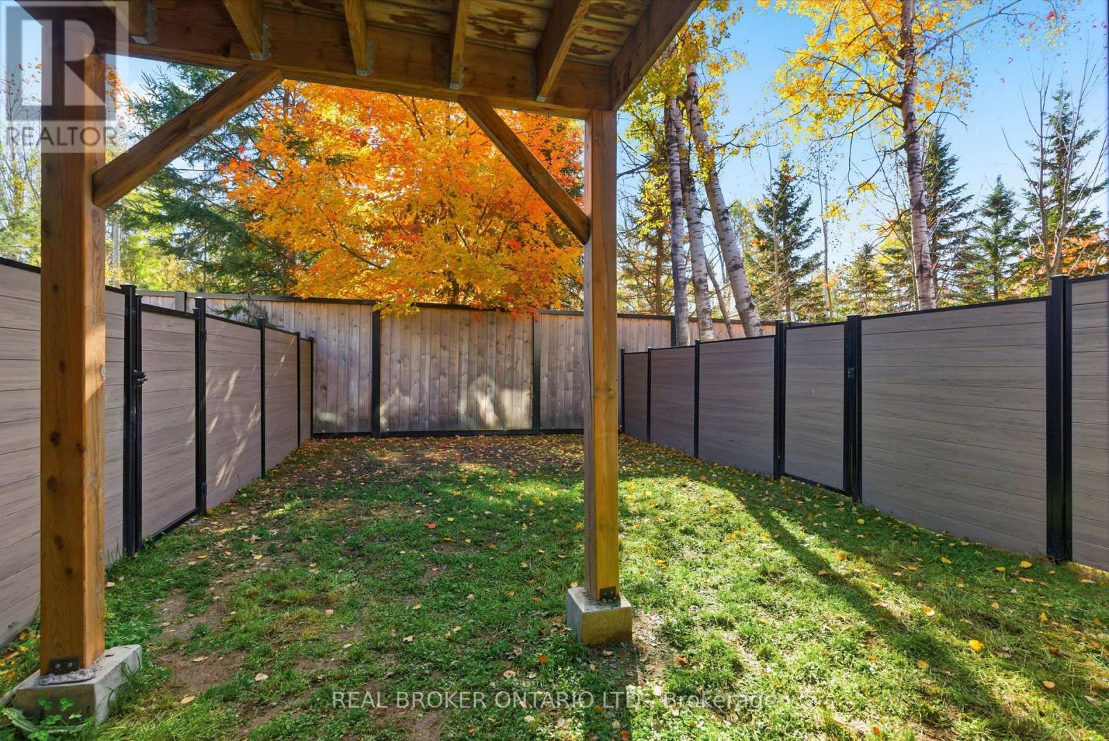 532 Fawn Valley Private, Ottawa, Ontario  K1T 0W5 - Photo 37 - X12791330